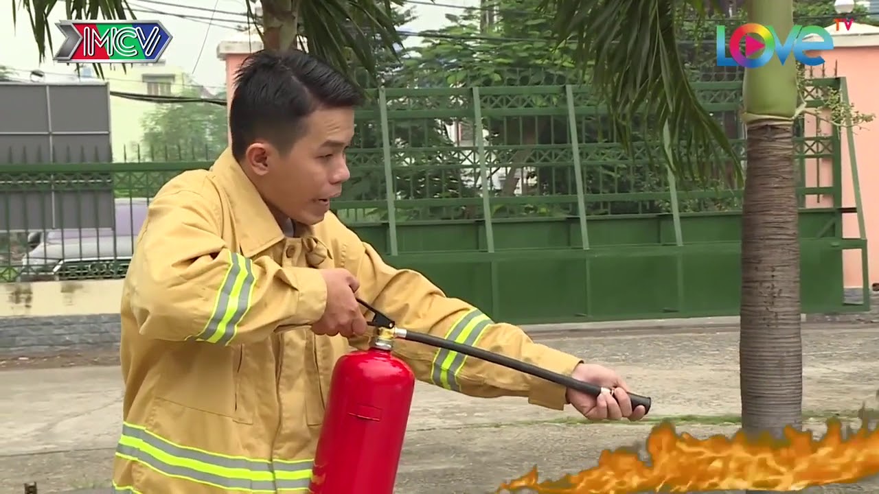 Cách sử dụng bình chữa cháy!(Bột, CO2, Bọt TH) - youtube