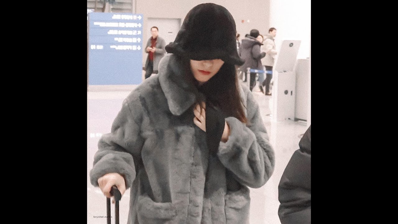 【Krystal】190216 Incheon Airport Arrival (Back from NYC) / 【鄭秀晶】190216 從紐約返抵仁川機場 - YouTube