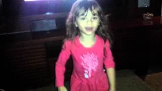 Beatriz Dançando Tum Tum Mexe Coraçao 4 Anos