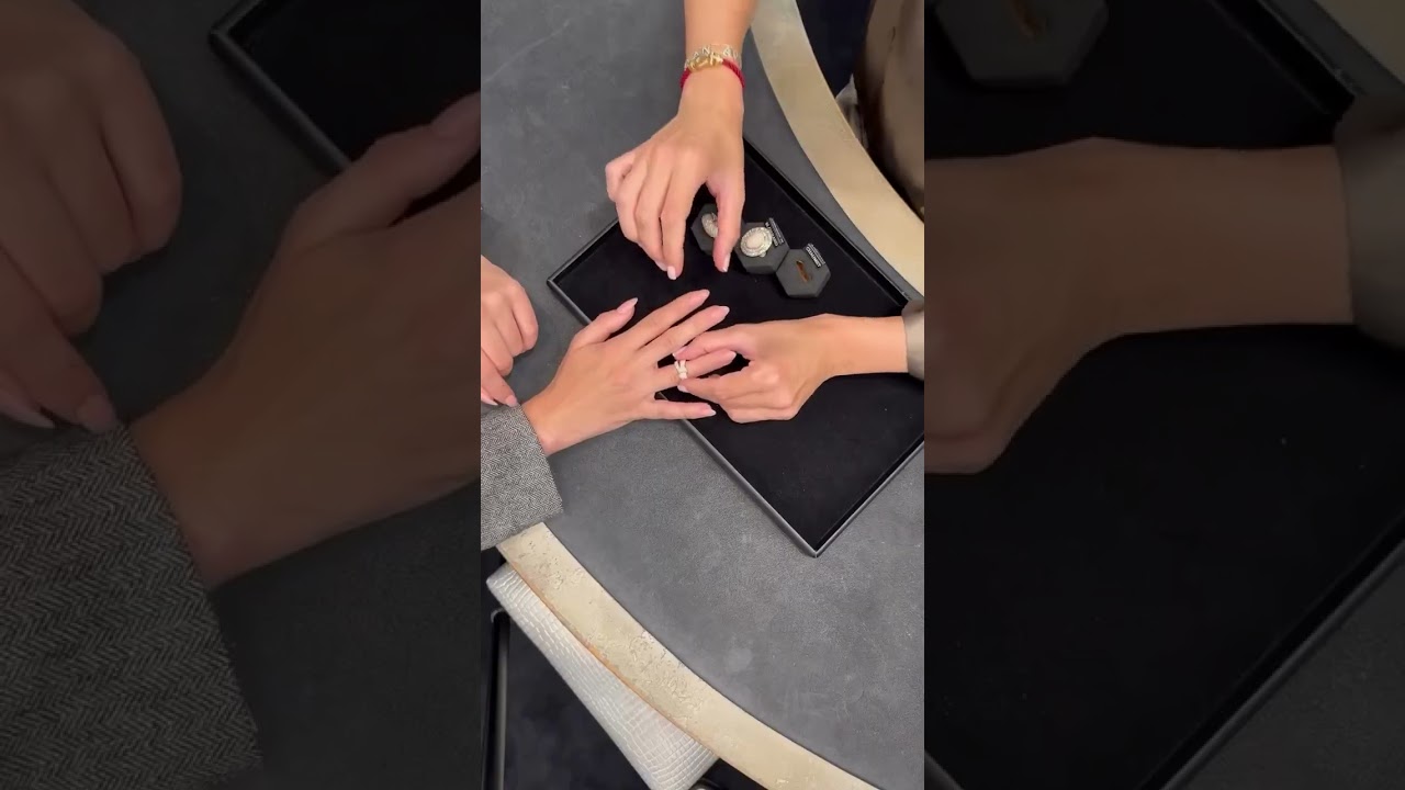 Explorez notre sélection de bijoux vintage ✨✨ Explore our selection of vintage jewelry ✨✨