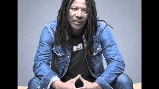 Watch Alpha Blondy Rasta Poue video