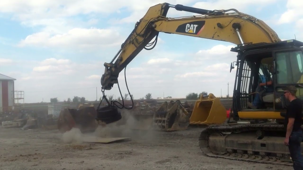 Moley Magnetics Excavator Scrap Magnet