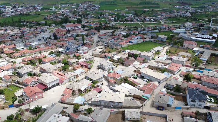 Gönlüm köyümde kaldı gidemedim gurbet köyüme...