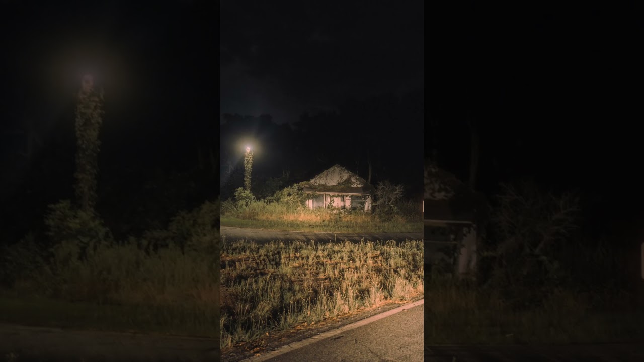 Crazy House #scaryhouse  #hauntedhouse  #zaysaesthetics #staysafe_