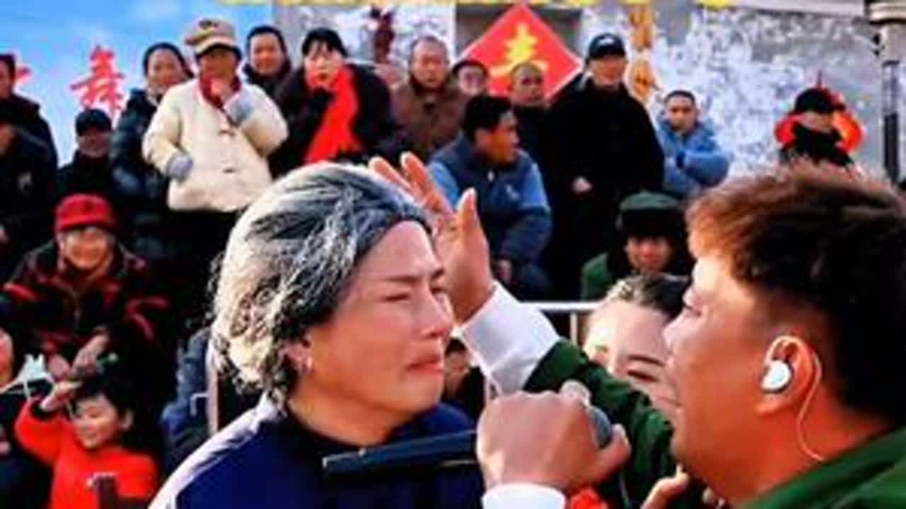 #小土妹乡村大舞台#百善孝为先  #常回家看看 #春节气氛 #常回家看看 #上热门