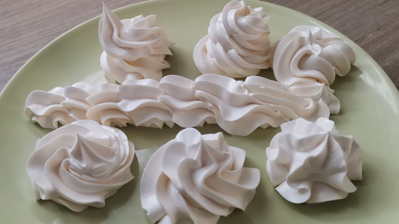 CRÈME AU BEURRE MERINGUE SUISSE TRÈS FACILE - YouTube
