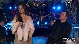 Liz Gillies & Seth MacFarlane - White Christmas The Wonderful World Of Disney: Holiday Spectacular