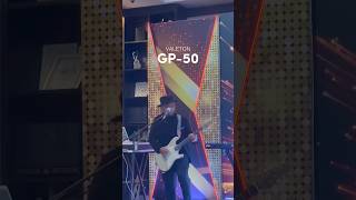 ini senjata di atas panggung. Valeton GP50 udah teruji di live performance.