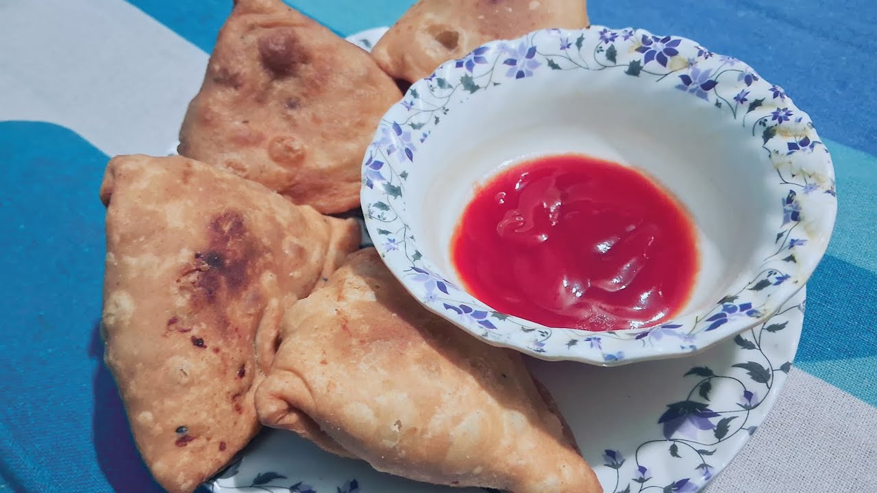 Samosas So Good, You'll Think They're From a Halwai
