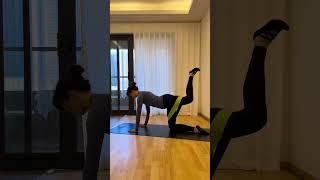 #Straight legs#Slim legs#False hip width#Mother of a baby#Personal trainer
