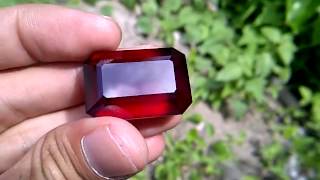 Rare Special Pyrope Garnet-1620 (CERTIFIED)