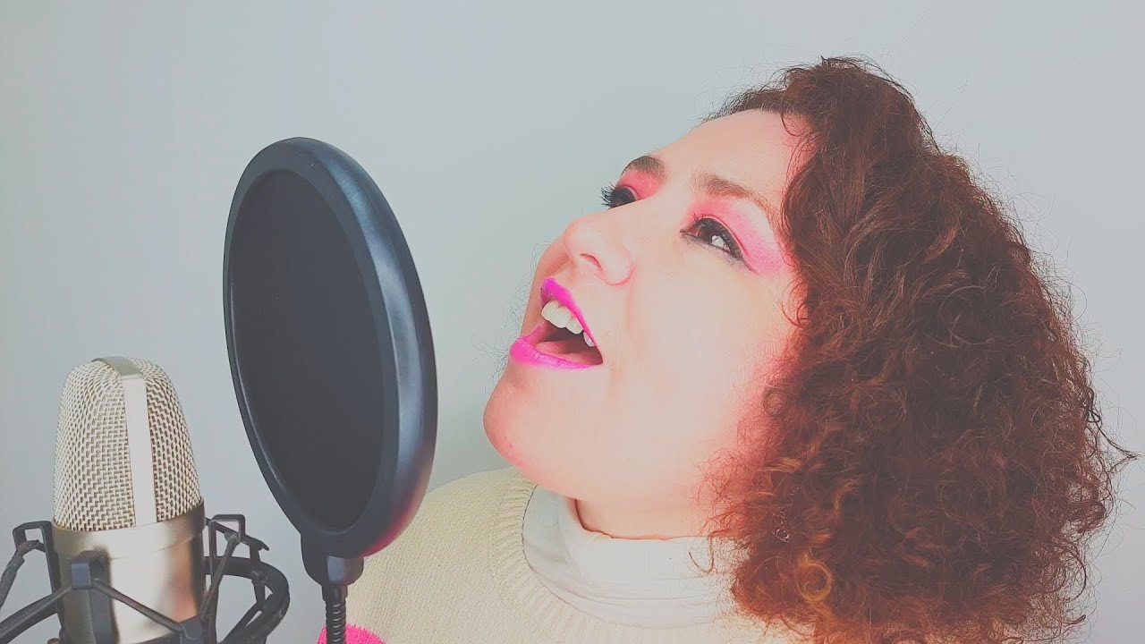Hopelessly Devoted To You (Olivia Newton John Cover) - Giovanna Castro & Triumph Tracks