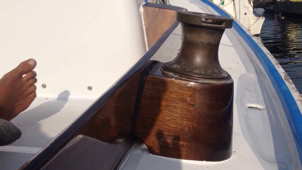 sailboat cockpit coaming