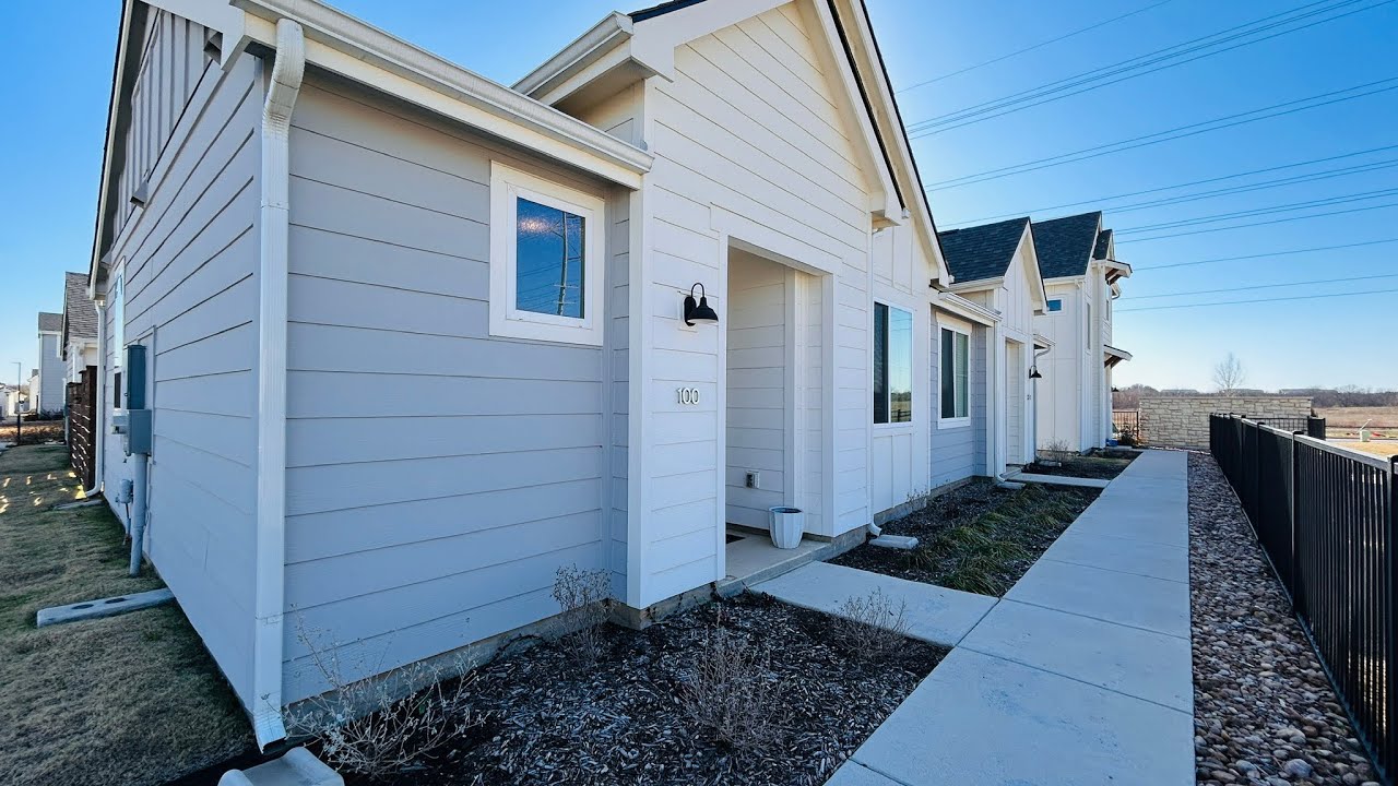 Этот крошечный дом площадью 635 квадратных футов только что был отремонтирован.