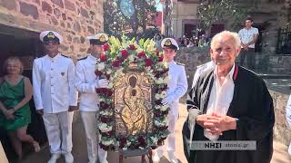 Στον βράχο της Παναγίας στην Πέτρα ανήμερα του Δεκαπενταύγουστου