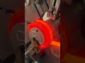 proses menekuk besi panas menggunakan alat canggih #shorts