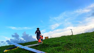 RC Glider - Light wind sloping