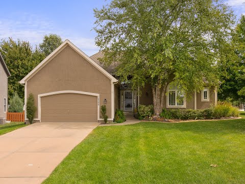 16095 S Summertree Ln, Olathe, KS home video tour