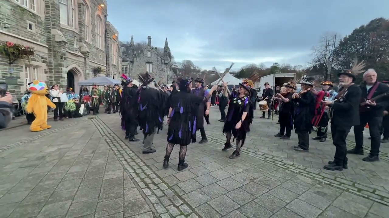 Just as the tide was a flowing Pudsey Day of Morris 2025