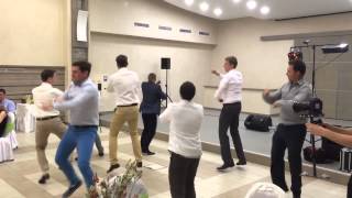 Парни танцуют (Бэн, Алесь, Matt)