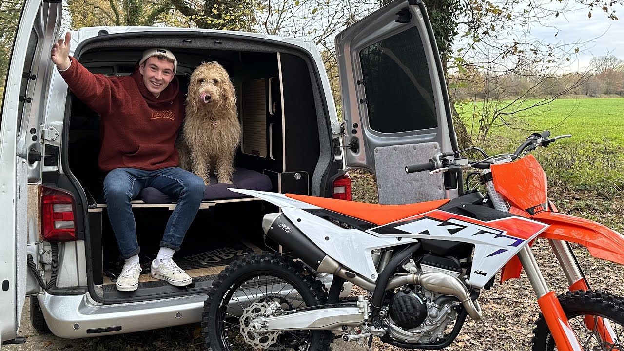 DER PERFEKTE Motorrad Camper Ausbau in 3 Tagen