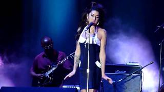 Amy Winehouse - "You Know I'm No Good" HD @ Arena Anhembi, São Paulo, Brazil chords