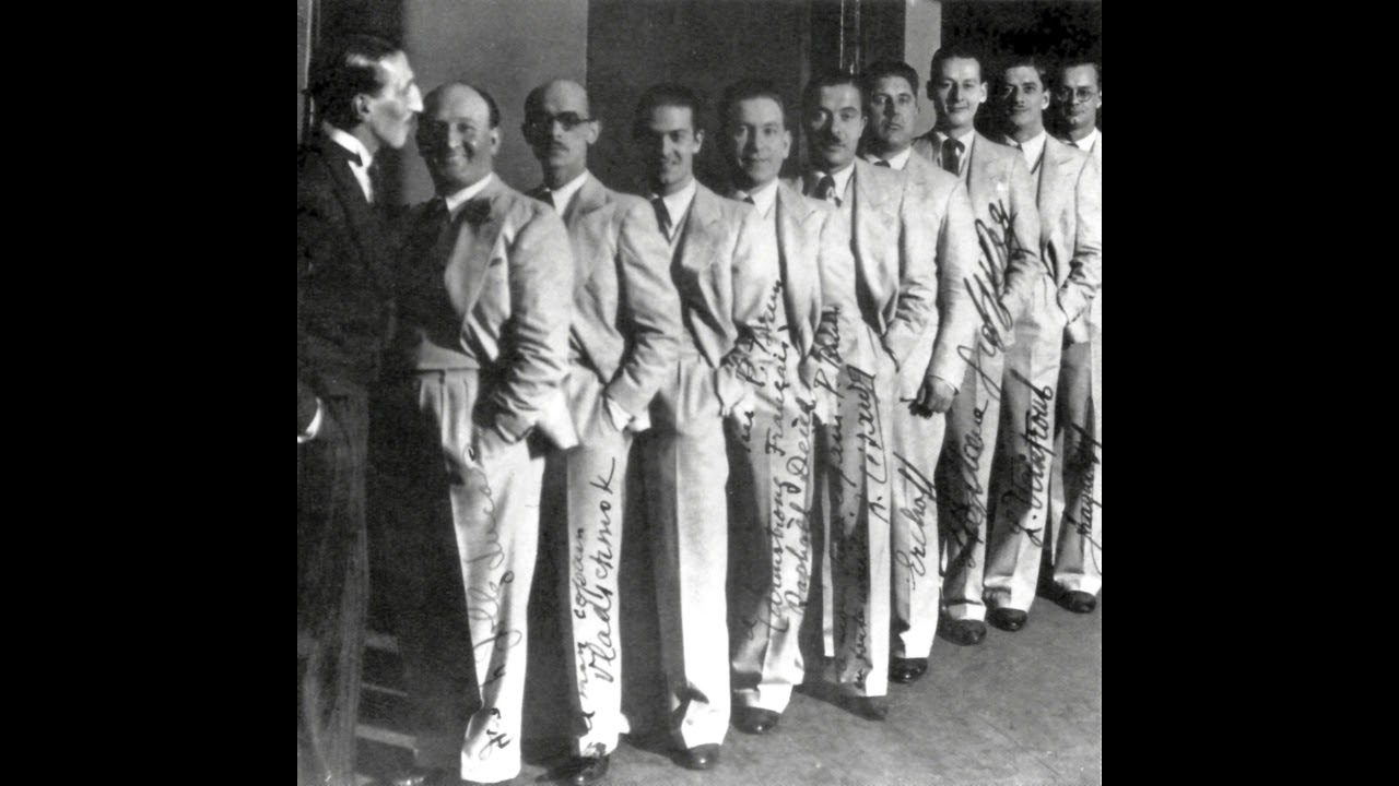 Gregor & His Gregorians - Gregorology (Bix & Tram influence!!)