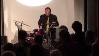 Jazz drummer Patrick Manzecchi: solo spot