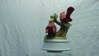 Arnart Cardinal Birds Music Box Plays Memory (Musical CATS)