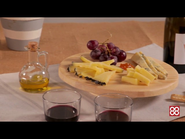 Curiosite - Dale más vida a tus aperitivos con la tabla de quesos  giratoria. Como es giratoria, podrás ponerla en la mesa y conseguir que los  quesos estén al alcance de todos