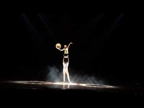 Video Múa Mẹ Tôi - K 35 ĐH Sân khấu Điện ảnh Hà Nội - YouTube