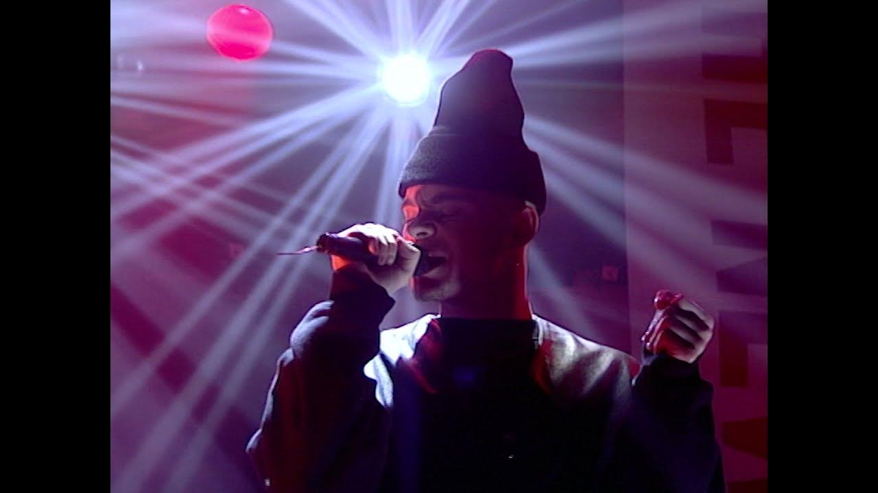 Группа east 17. East 17. Джон хэнди ист 17. East 17 it's alright. East 17 шапка.