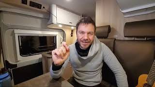 LIVE Εκτός έδρας