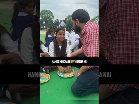ALAKH SIR EATING WITH STUDENTS 🥹❤️ || #physicswallah #class9 #physicsteacheralakhsir
