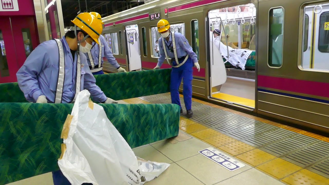 【座席の替えvol.1】早業！電車のイスを取り換える京王線。またも遭遇vol.2→ 説明から