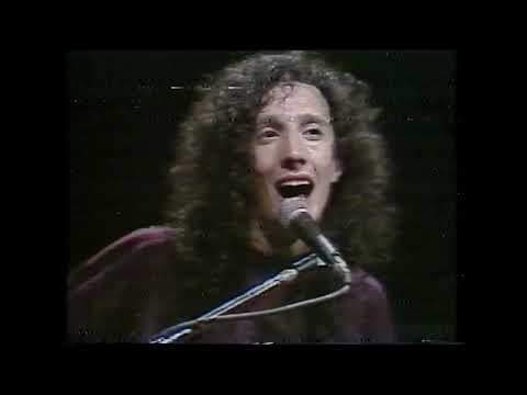 Bailando hasta que se vaya la noche / Fito Paez