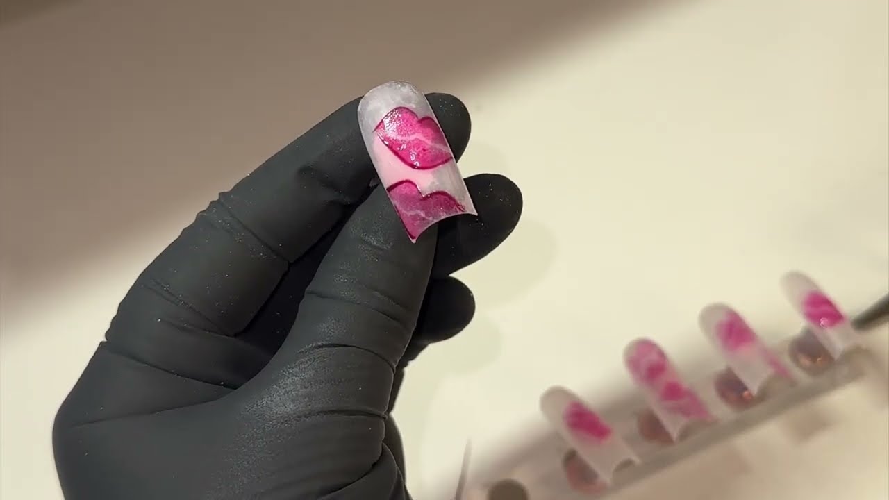 Первые экземпляры уже в продаже 🤭❤️