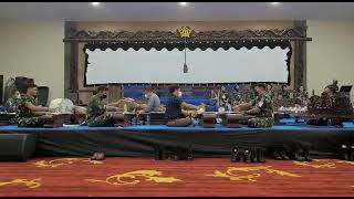 Sajian Karawitan Mabesal dan Orkestra Mabesal ,Lanc Jalesveva Jayamahe versi Gamelan .
