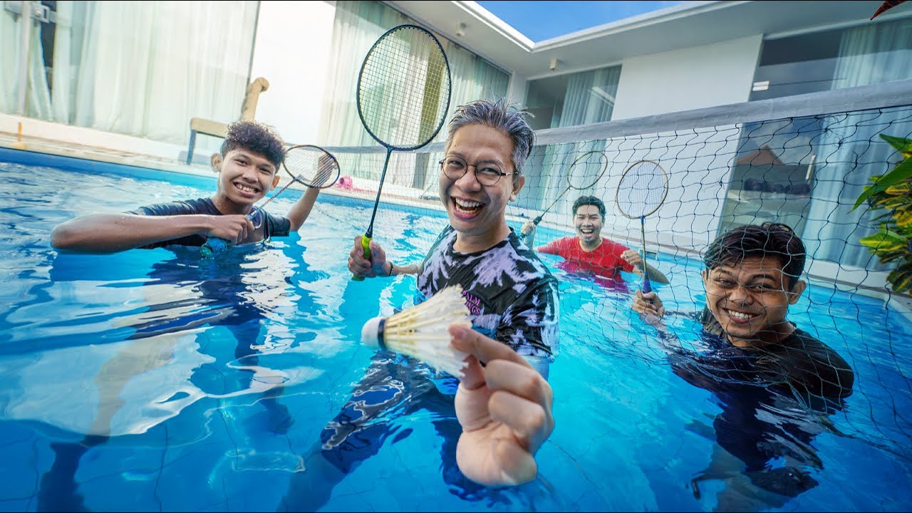 อีซี่เนต New Update SUSAH GERAK!! BULU TANGKIS DI KOLAM VILLA!!