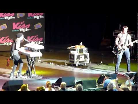 kiss 108 concert