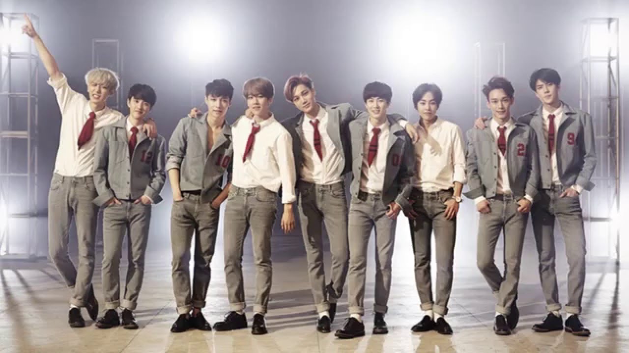 EXO(엑소) - LOVE ME RIGHT (Chinese, korean & Japanese vers.)