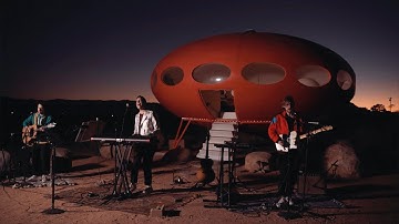 Dylan Dunlap - Soldier On (Live From A UFO)