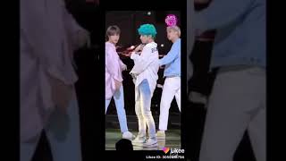 bts boy with luv concert perfomance| v focus|BTS ARMY WORLD💜💜