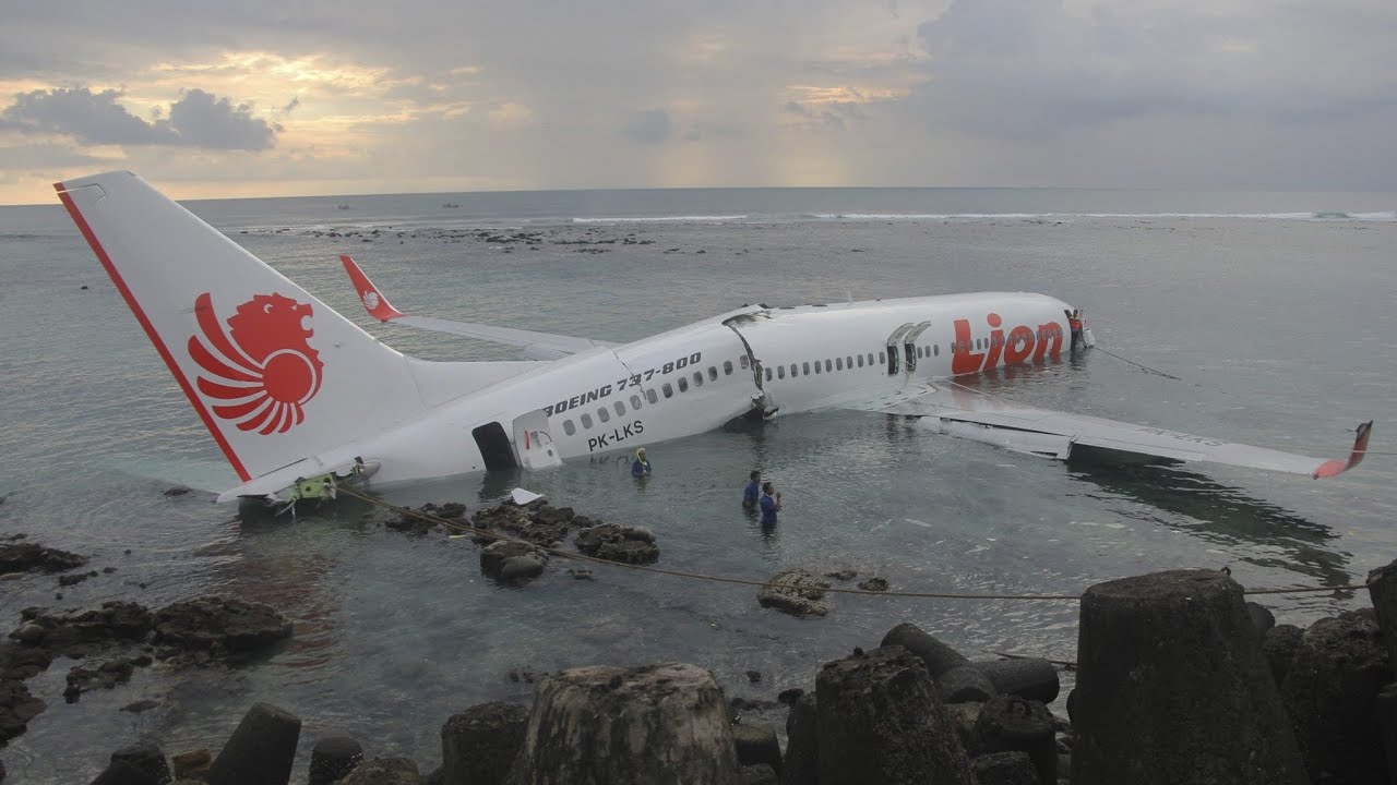 Lion Air Flight 904 Aftermath Footage | 13 April 2013 Bali, Indonesia