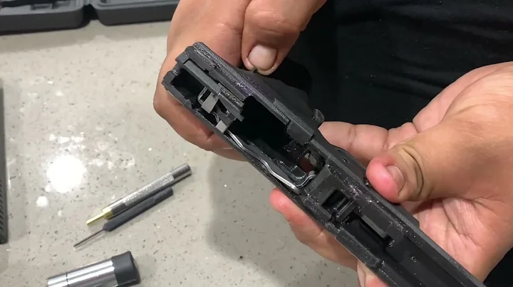 FMK 9C1 G2 drop free mag