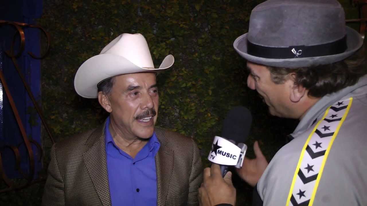 PEDRO RIVERA ENTREVISTA EXCLUSIVA A LATIN MUSIC TV 01 24 2013 - YouTube