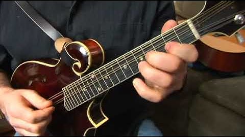 Mandolin Scale Exercise: Triads