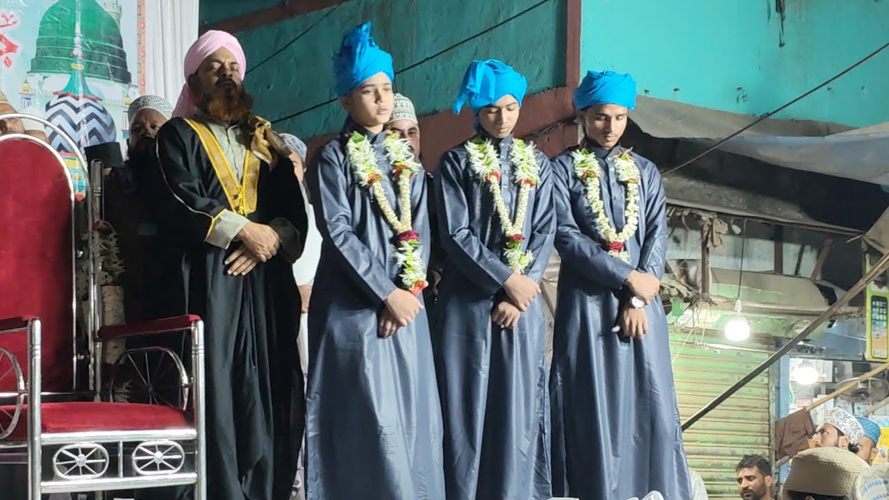 Darul Uloom Faizan Sarkar-e-Kalan: Plot No. 31, Road No. 5, Shivaji Nagar, Govandi, Mumbai - 43.