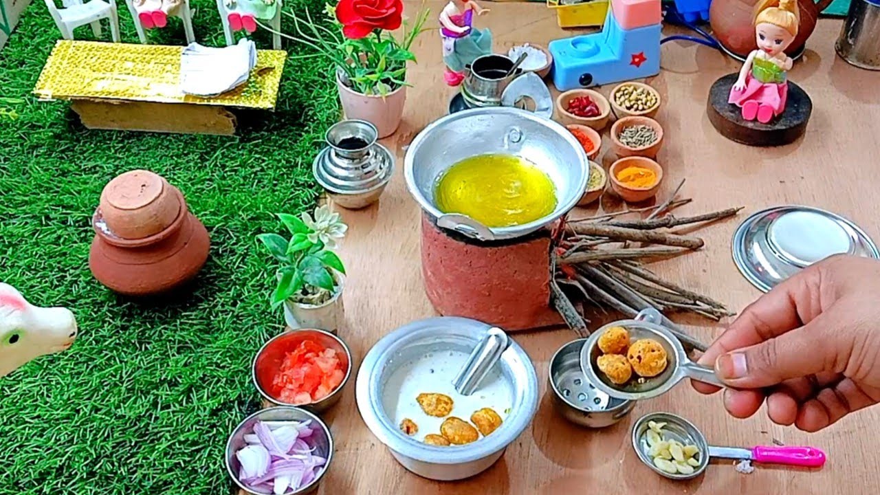 मटके वाली दही से छोटे-छोटे बर्तनों मे दही फुल्की/Miniature cooking videos,matha fulki, miniaturefood
