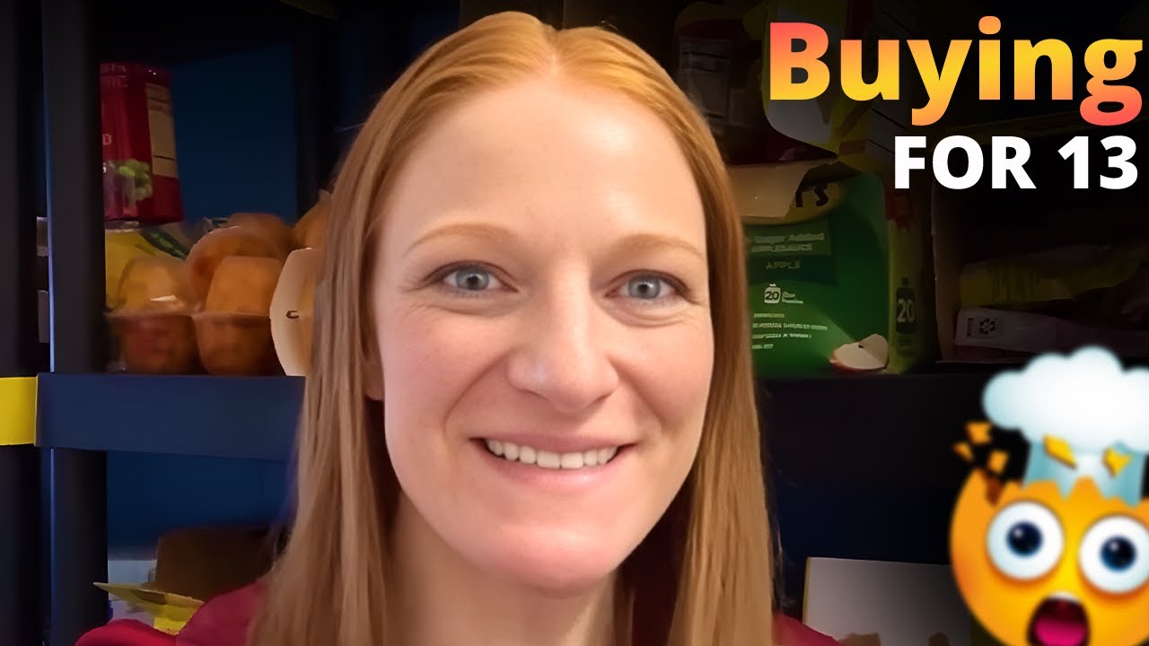 Семья из 13 человек за продуктами!